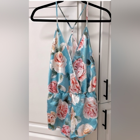 NWT Flora Nikrooz Intimates Lilith Satin Floral  Romper Sleepwear Size XS - Picture 4 of 7